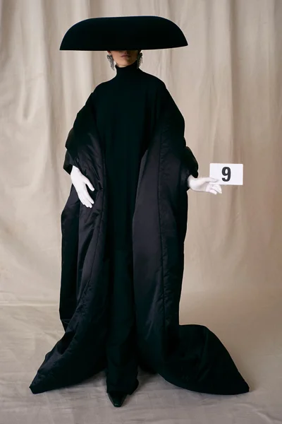Look 9